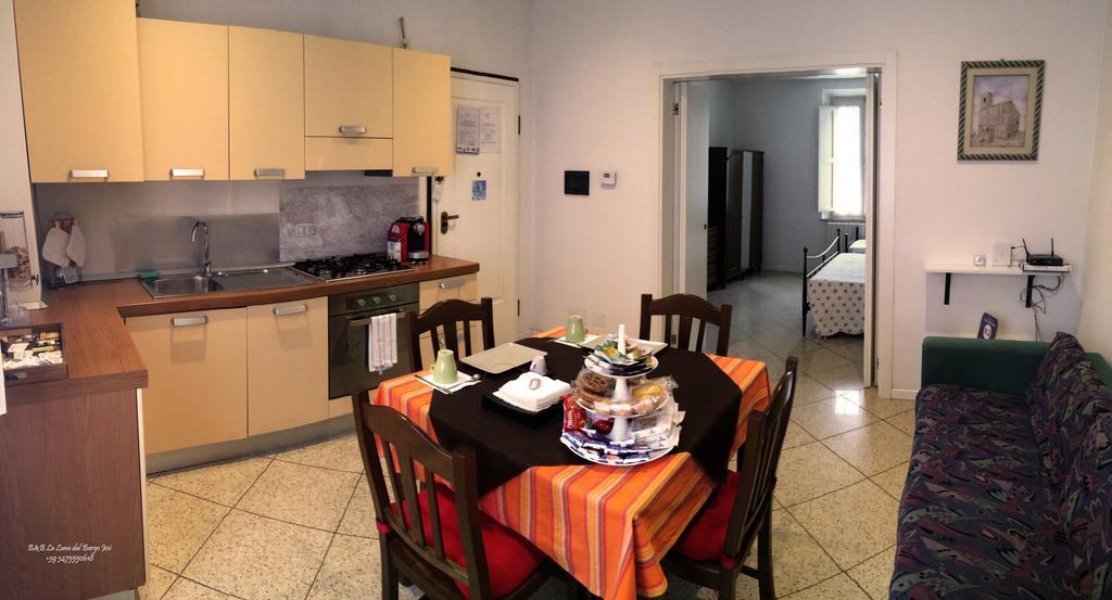 B&B La Luna Dal Borgo Jesi Kültér fotó